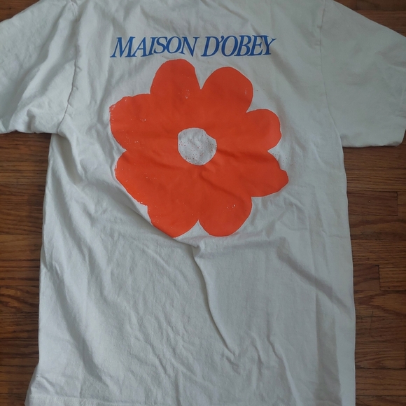 White T-Shirt with Orange Flower Men Sz S Maison D'Obey  OBEY TEE - Picture 4 of 4